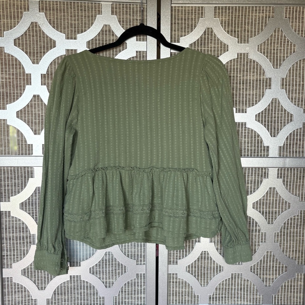 AMERICAN EAGLE Olive Green Women's Top - Picture 5 of 5